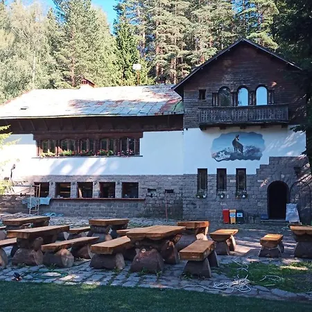 Campsite Хижа Септември *